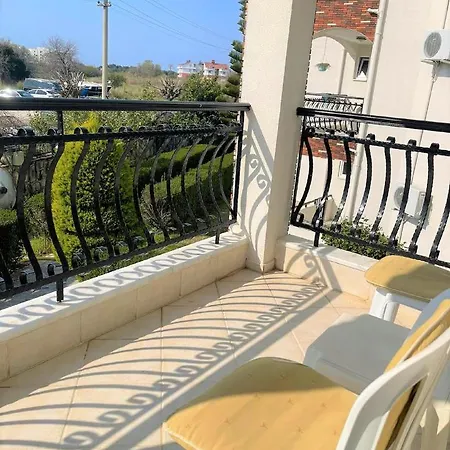 Guarantee Yourself A Wonderful In 3 Bed And Popular Community Side